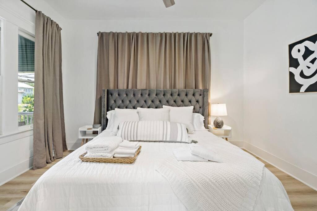 Urban Elegance Retreat Villa San Antonio Kültér fotó